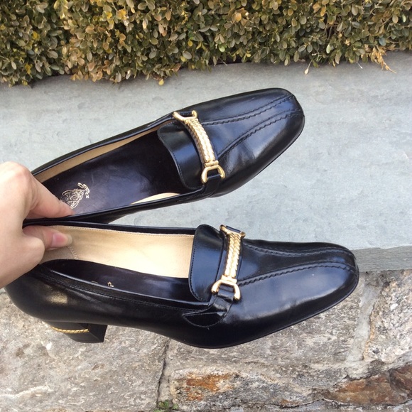 Gucci Shoes - Rad Vintage Gucci Heeled Loafers!
